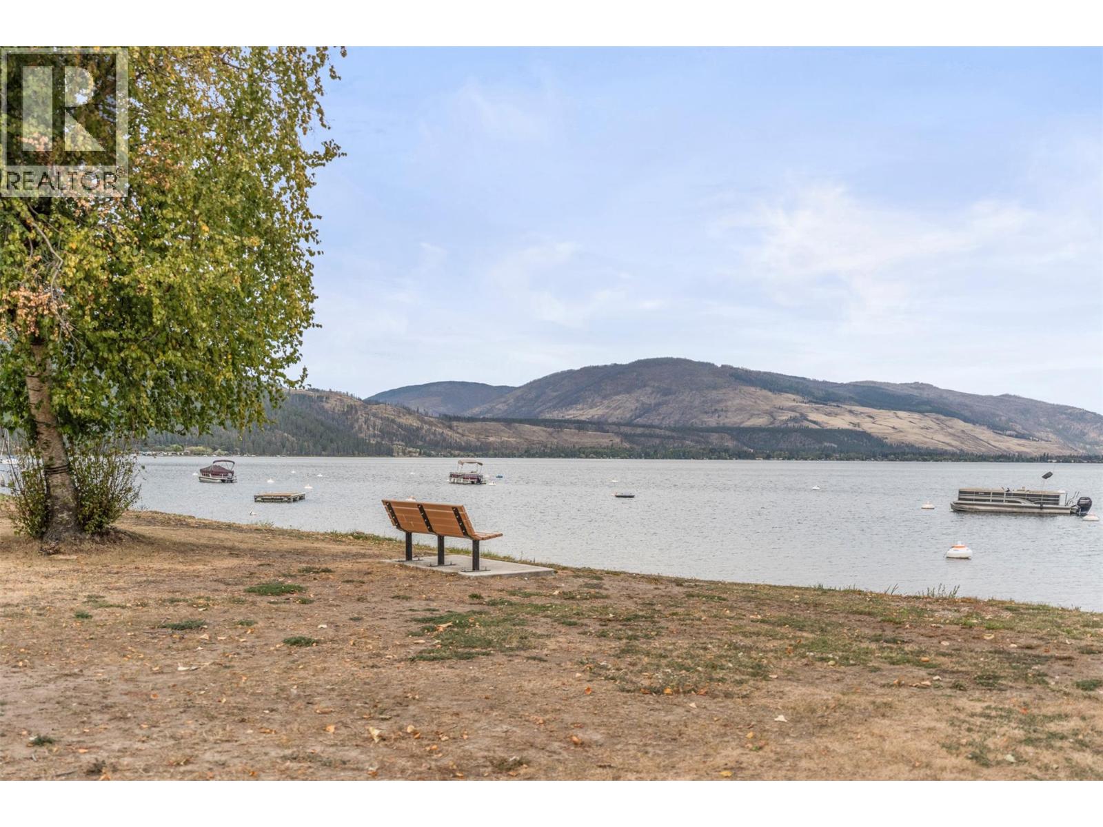  205 Falcon Avenue, Vernon