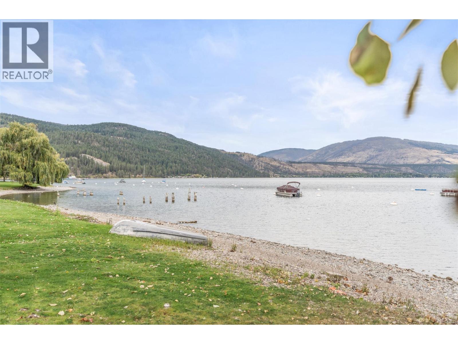  205 Falcon Avenue, Vernon