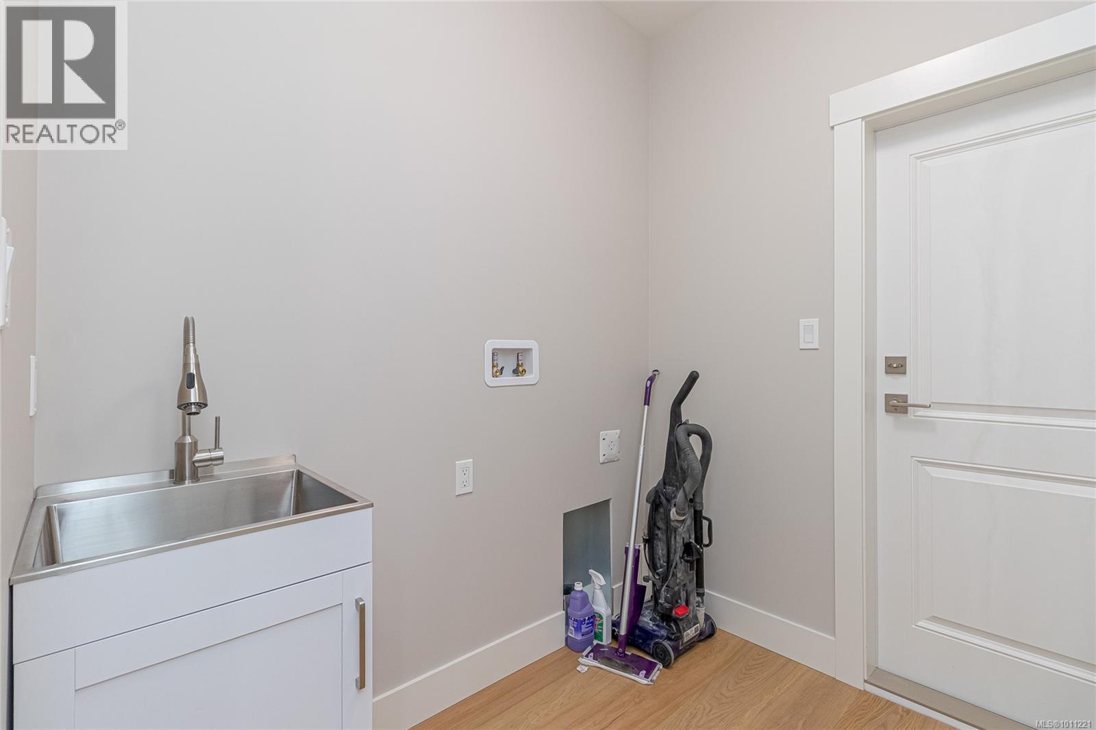 317 Pioneer Cres, Parksville