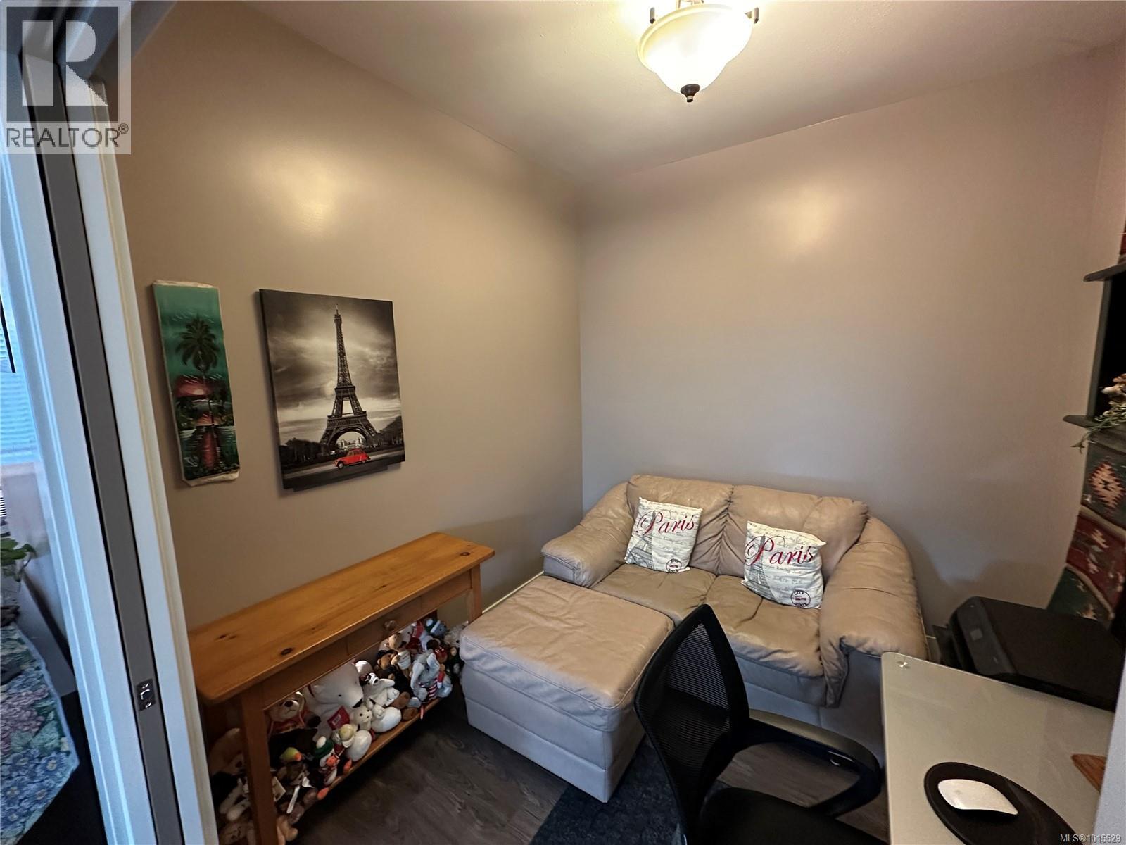 4 6177 Nitinat Way, Nanaimo