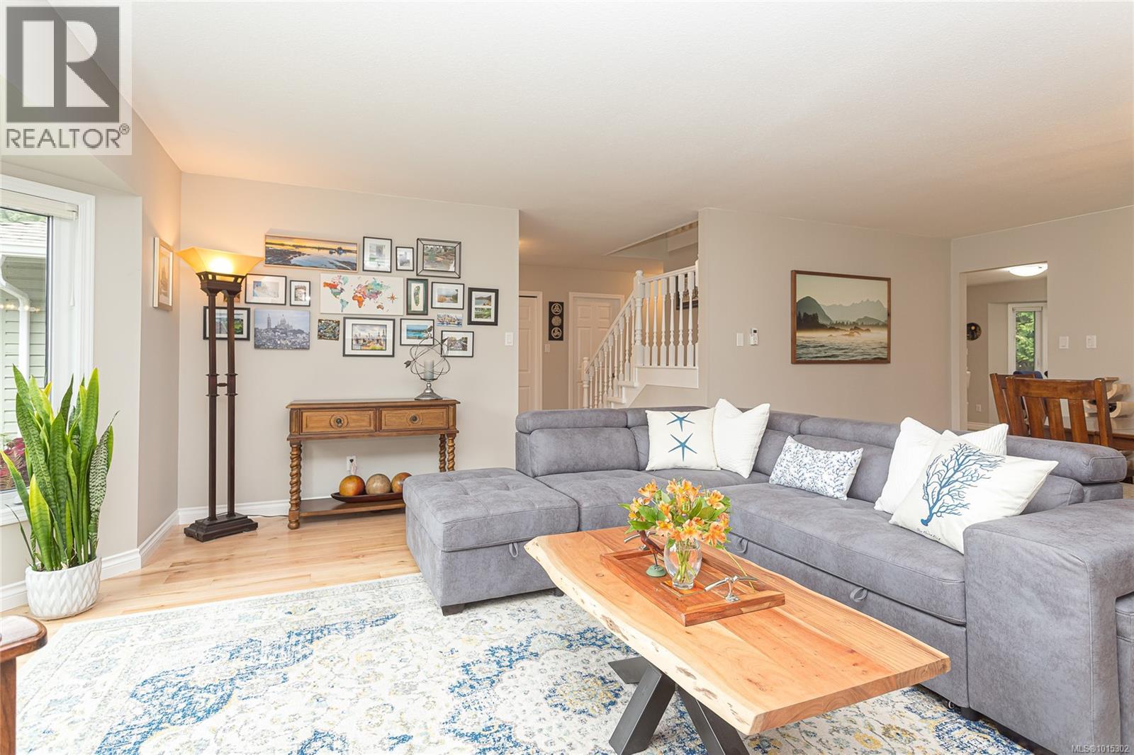1221 Midiron Close, Qualicum Beach