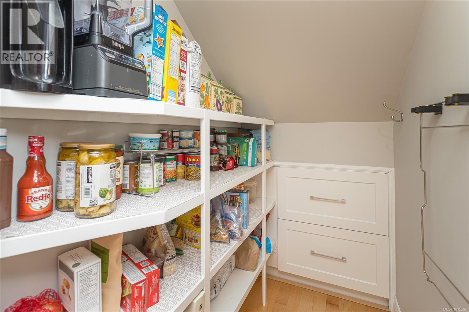 1221 Midiron Close, Qualicum Beach