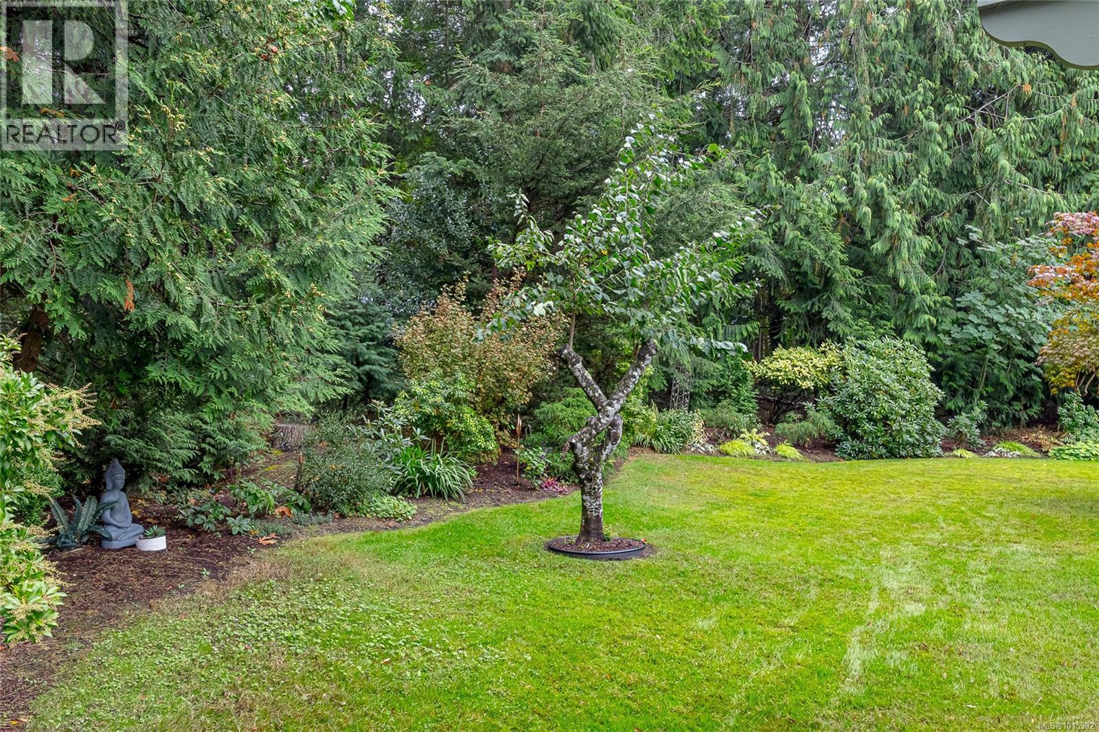 1221 Midiron Close, Qualicum Beach