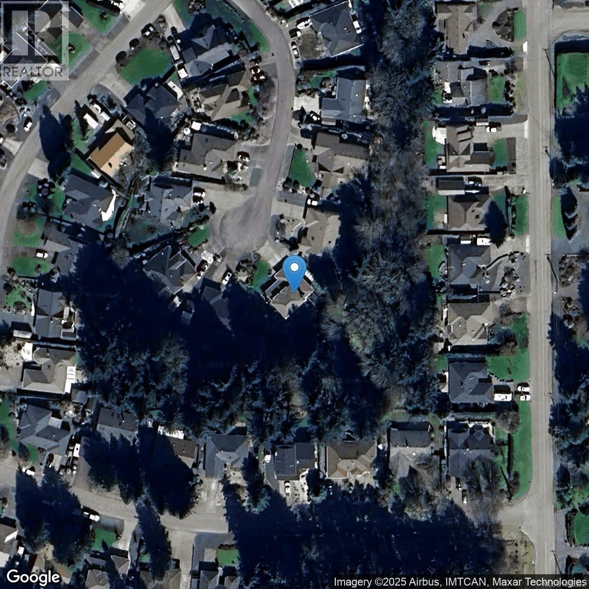 1221 Midiron Close, Qualicum Beach