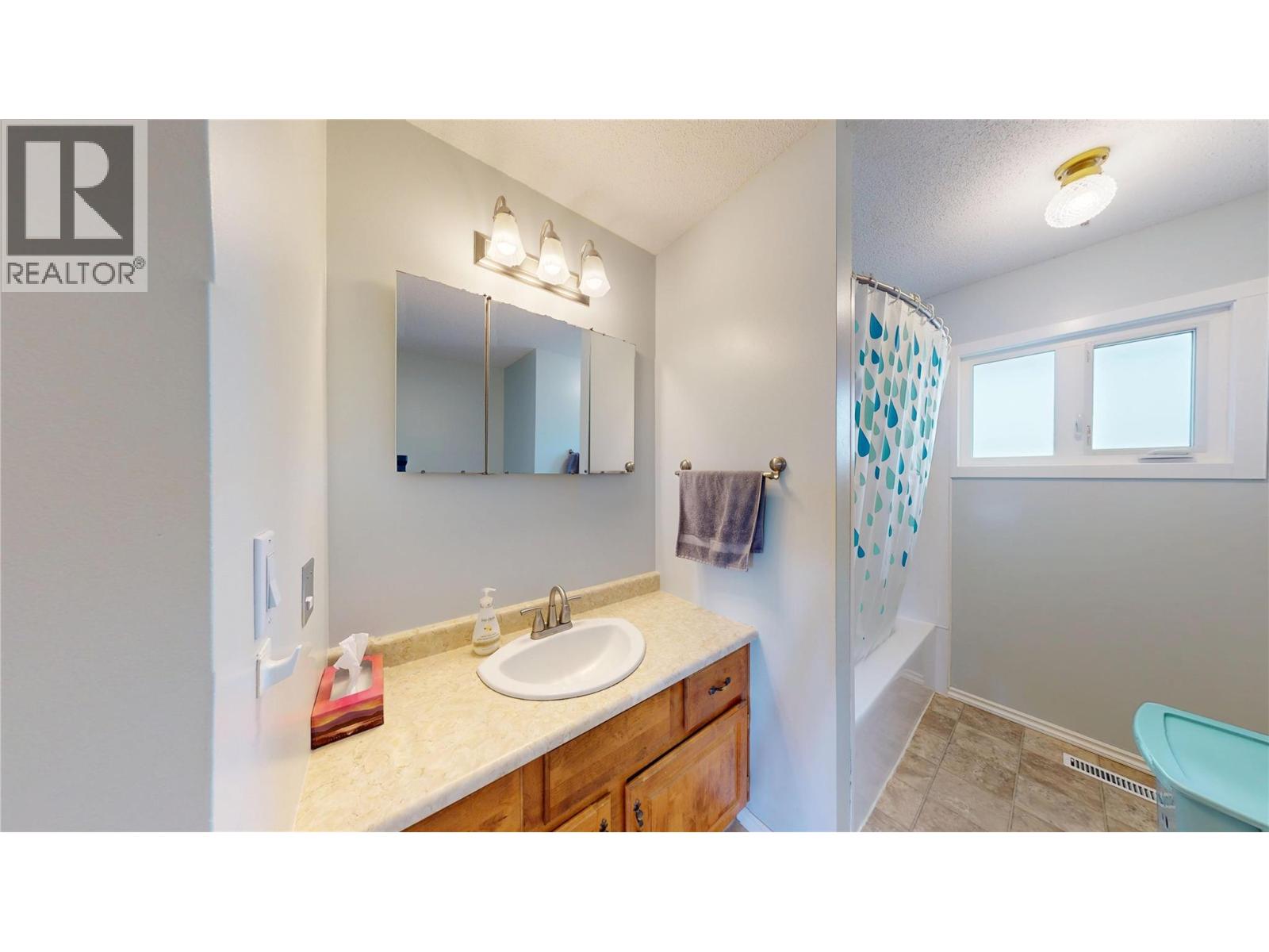 1313 17 Street S, Cranbrook