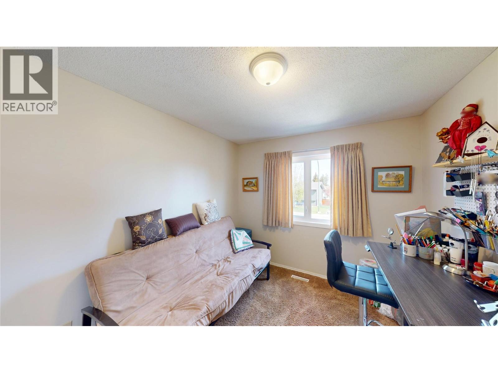 1313 17 Street S, Cranbrook