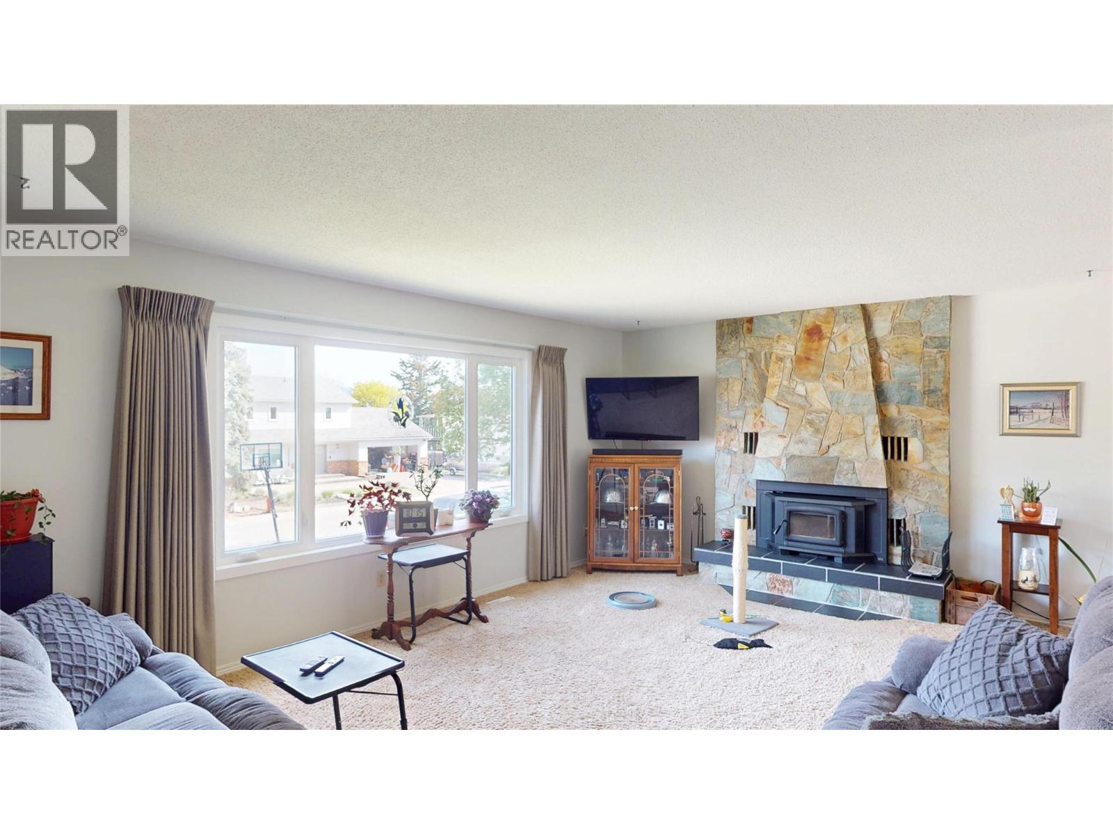 1313 17 Street S, Cranbrook
