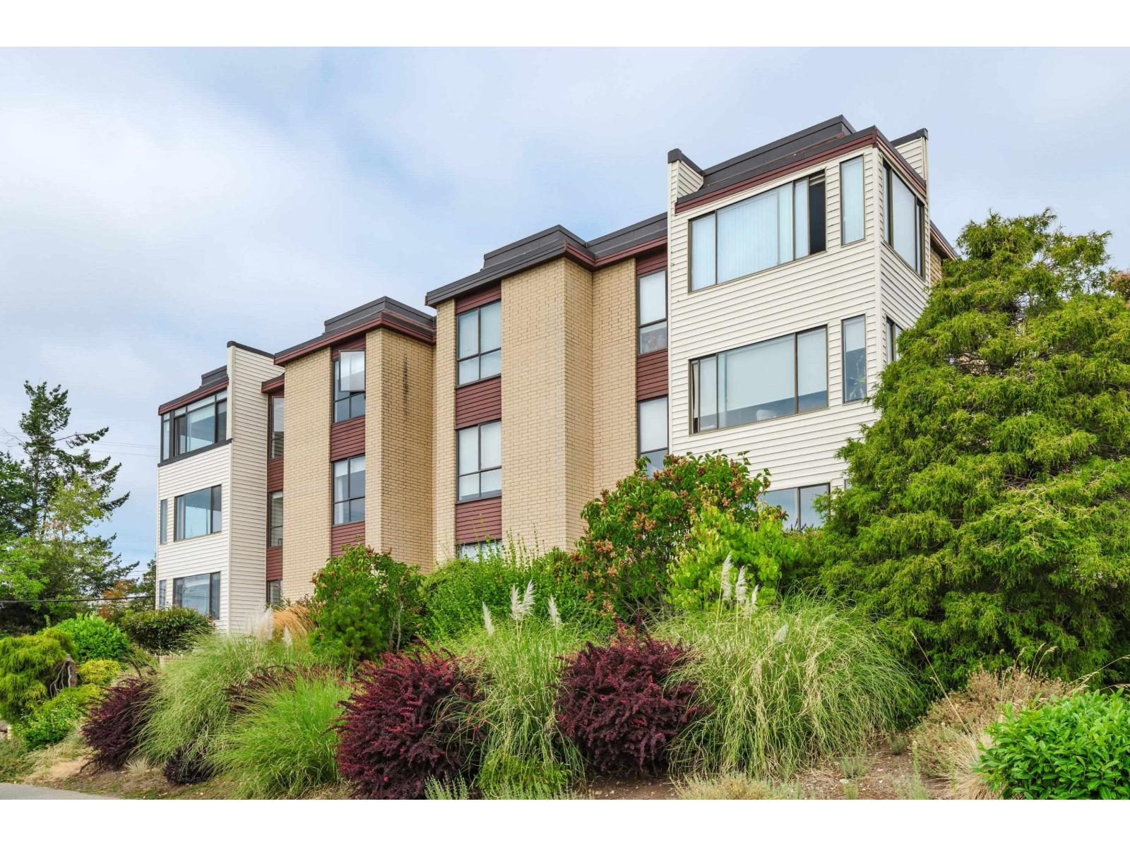 201 15265 ROPER AVENUE, White Rock