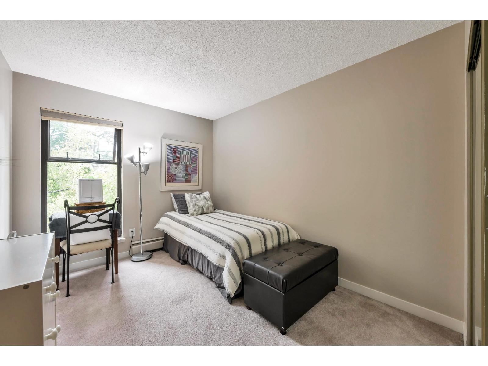 201 15265 ROPER AVENUE, White Rock
