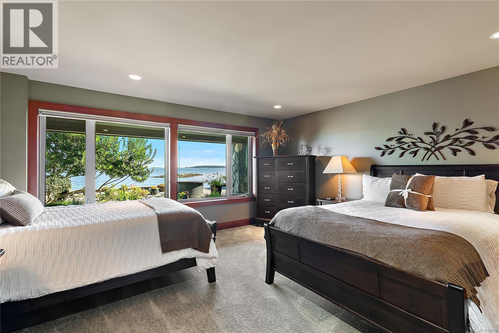 10206 Surfside Place, Sidney