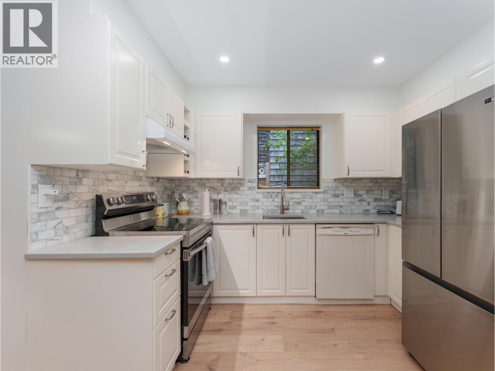 7867 MARCHWOOD PLACE, Vancouver