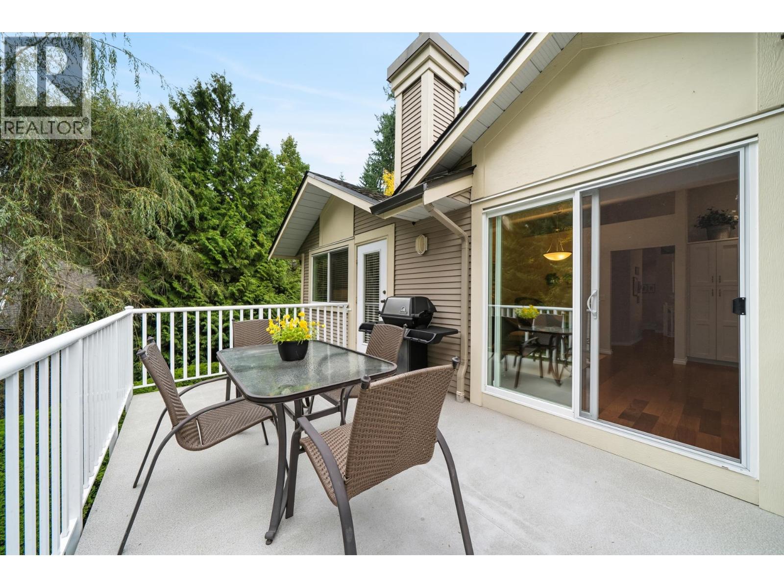 165 101 PARKSIDE DRIVE, Port Moody