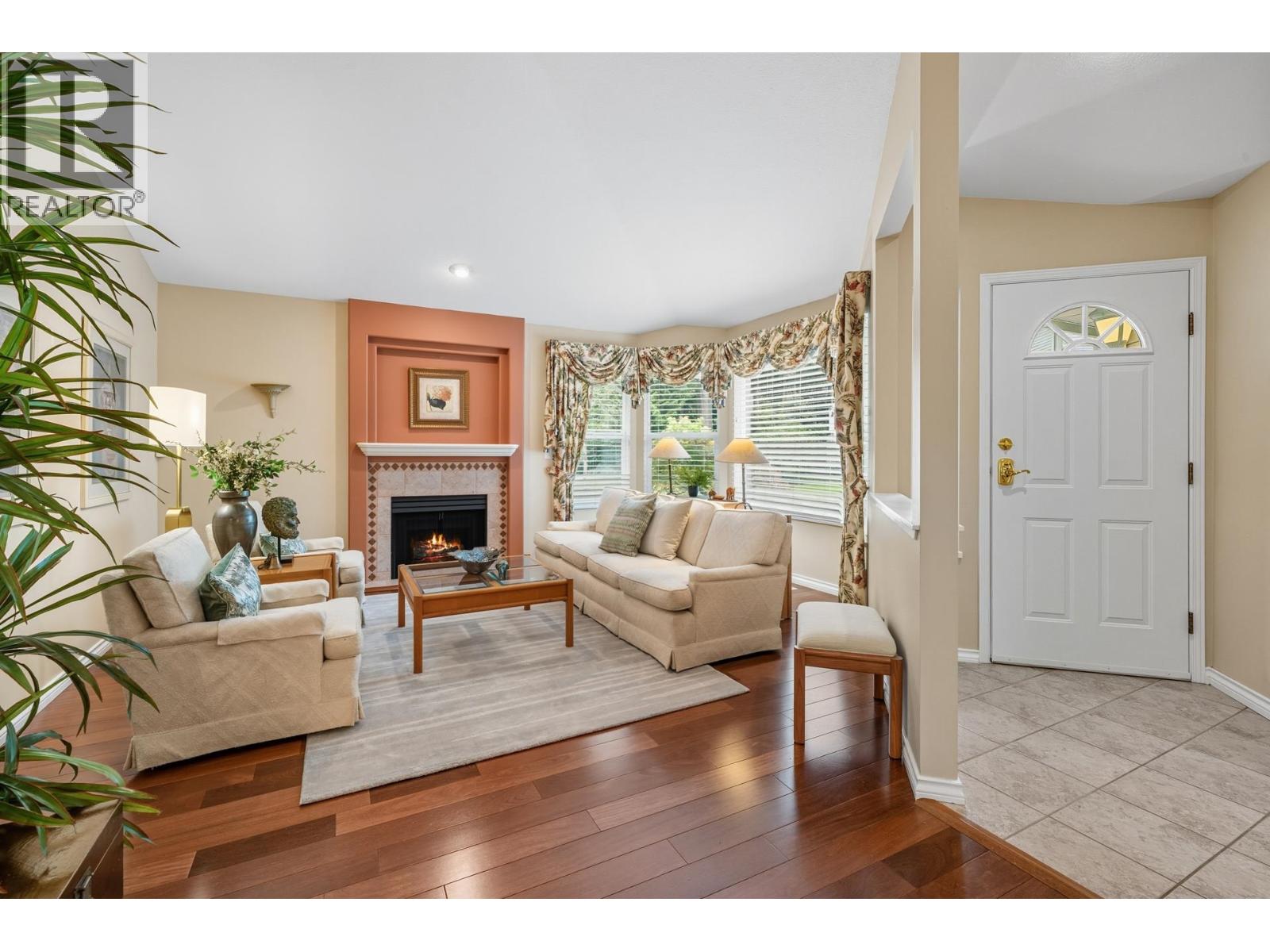 165 101 PARKSIDE DRIVE, Port Moody