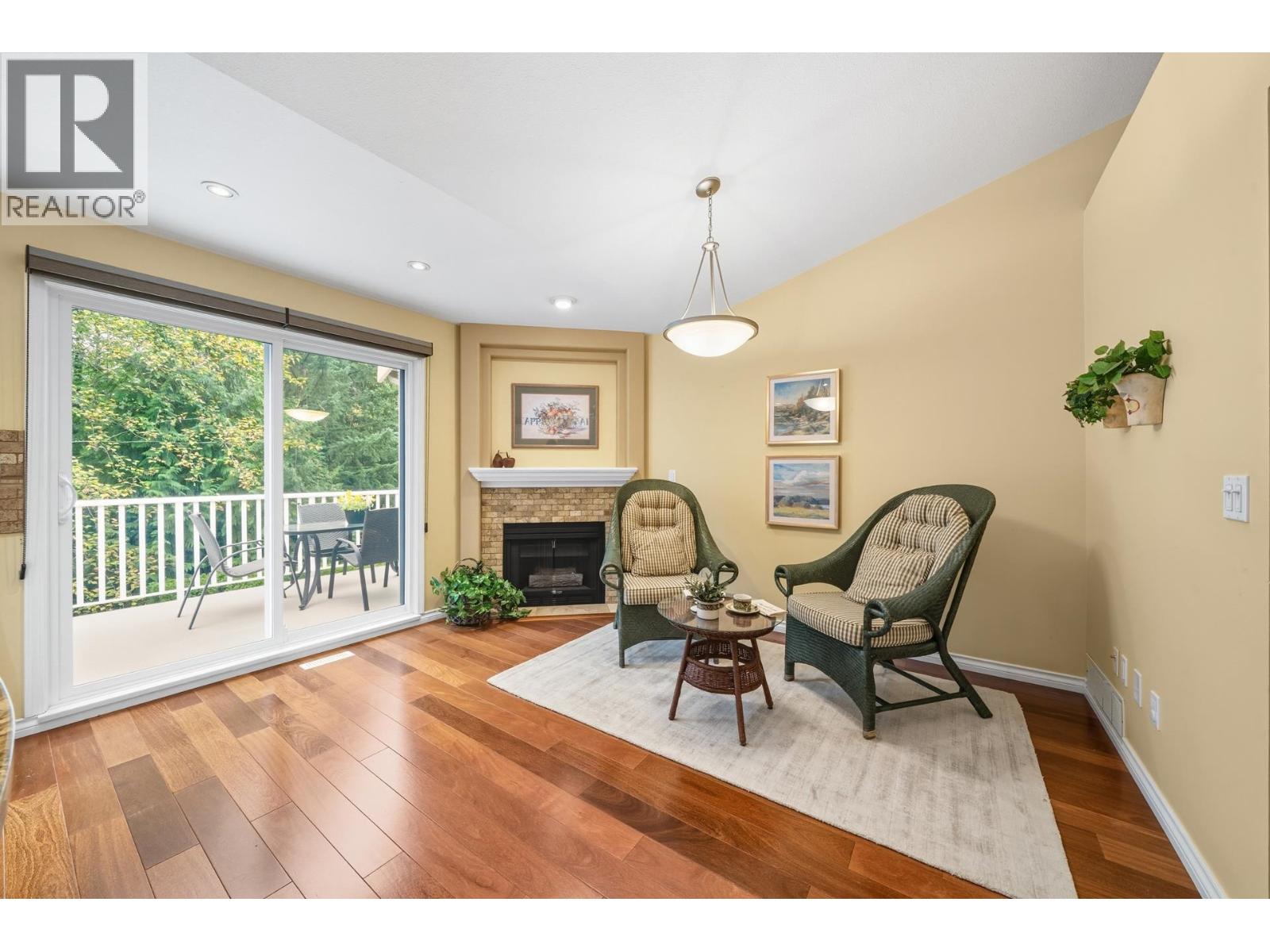 165 101 PARKSIDE DRIVE, Port Moody