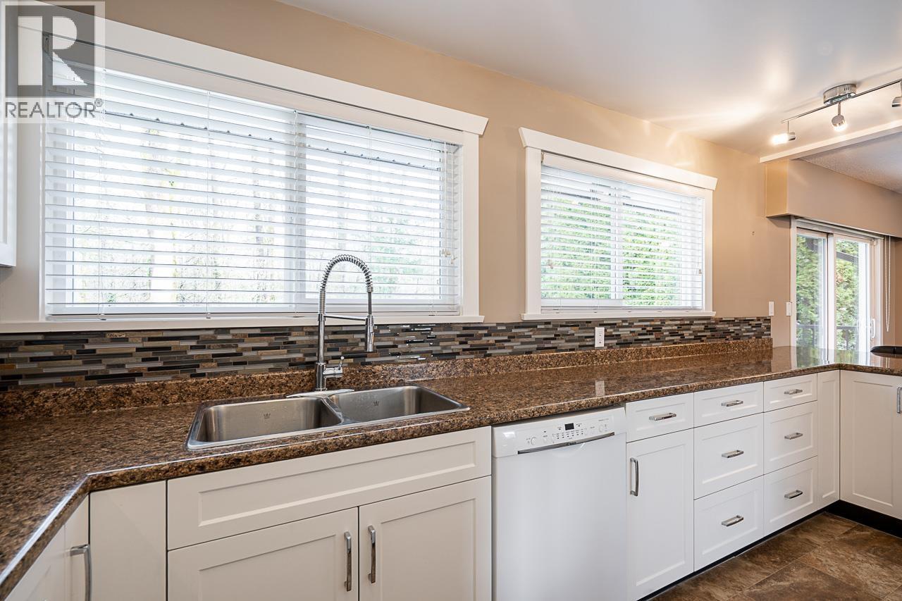 2259 PRAIRIE AVENUE, Port Coquitlam