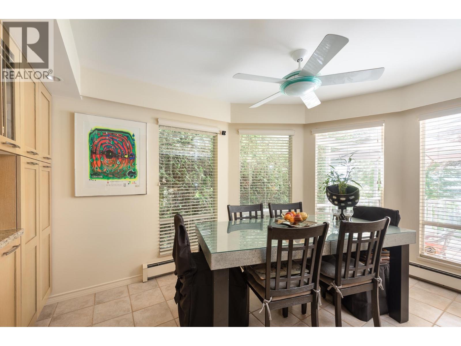 4729 WOODBURN ROAD, West Vancouver