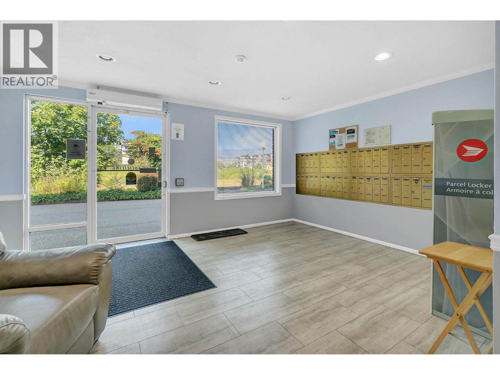 302 1249 Pacific Avenue, Kelowna