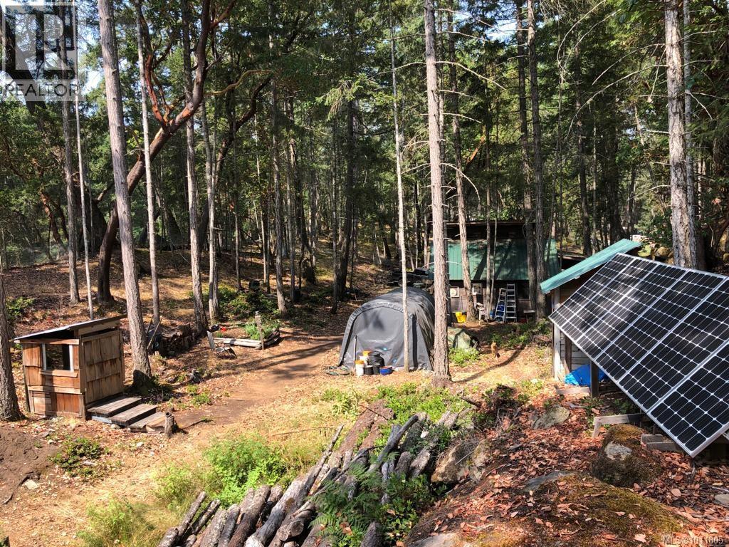  671 Cardale Road, Decourcy Island