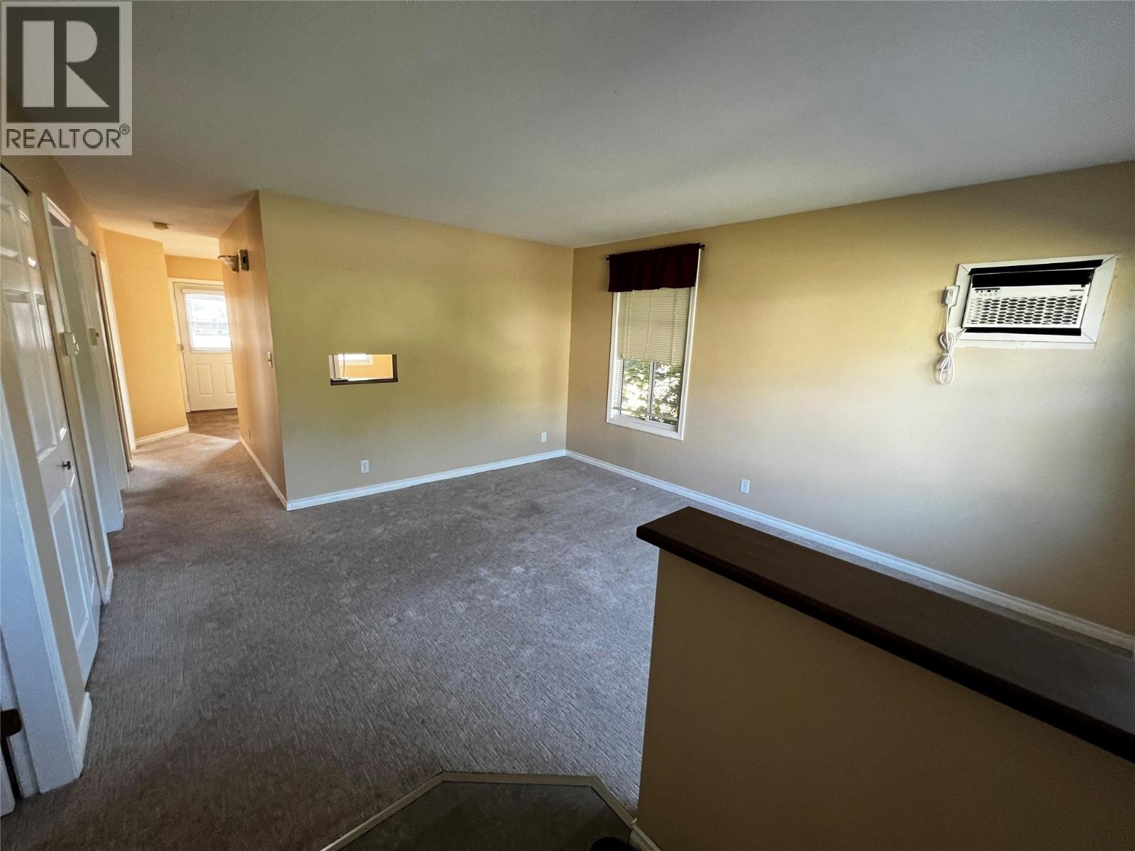 1 6329 Kootenay Street, Oliver