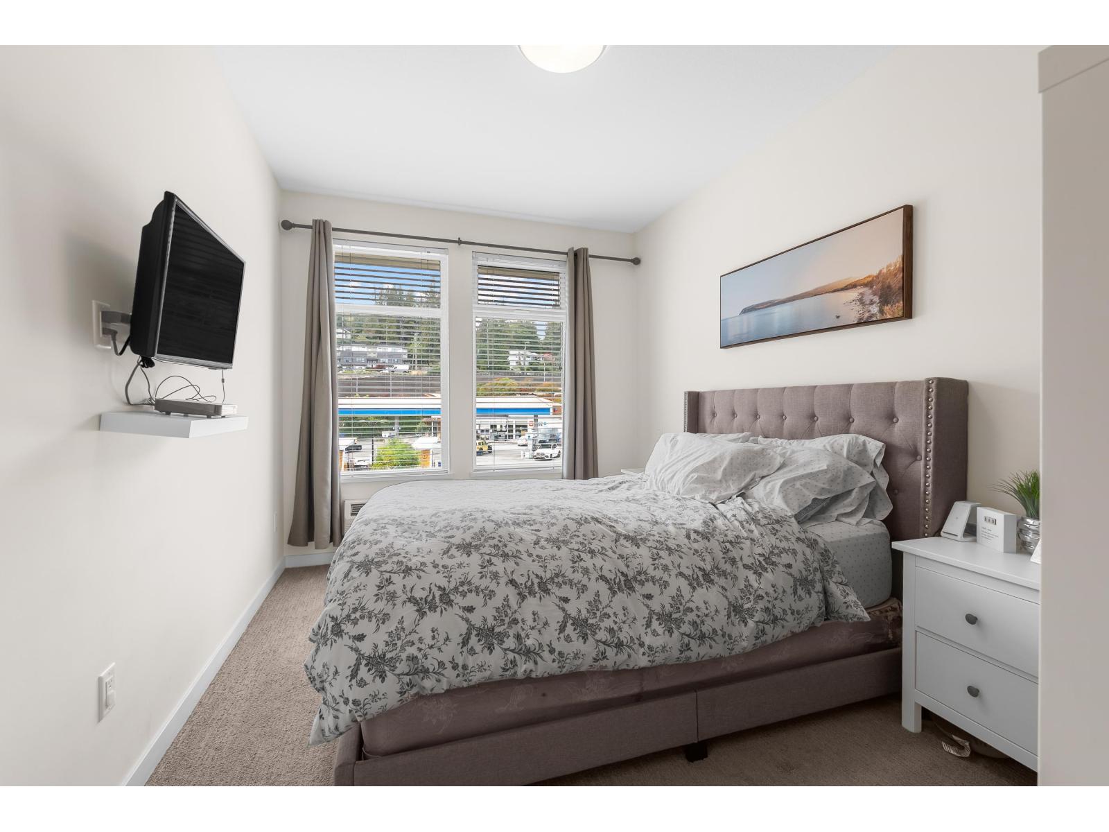 406 2242 WHATCOM ROAD, Abbotsford