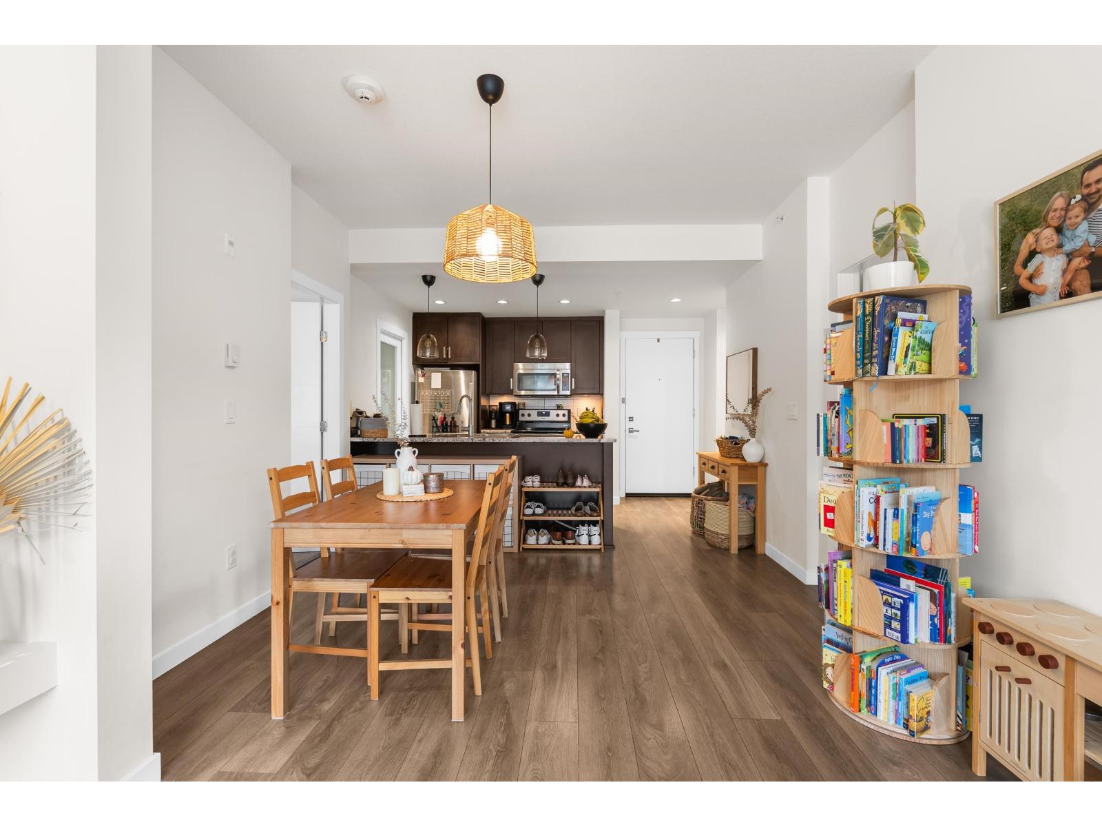 406 2242 WHATCOM ROAD, Abbotsford