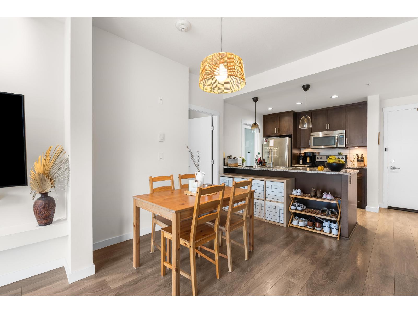 406 2242 WHATCOM ROAD, Abbotsford