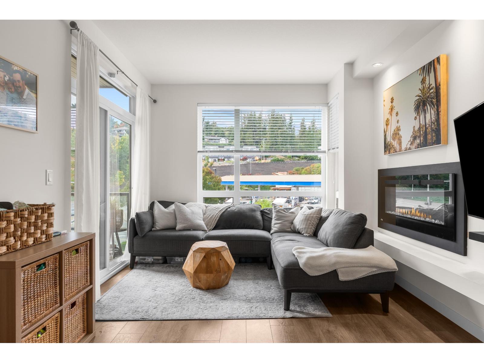 406 2242 WHATCOM ROAD, Abbotsford