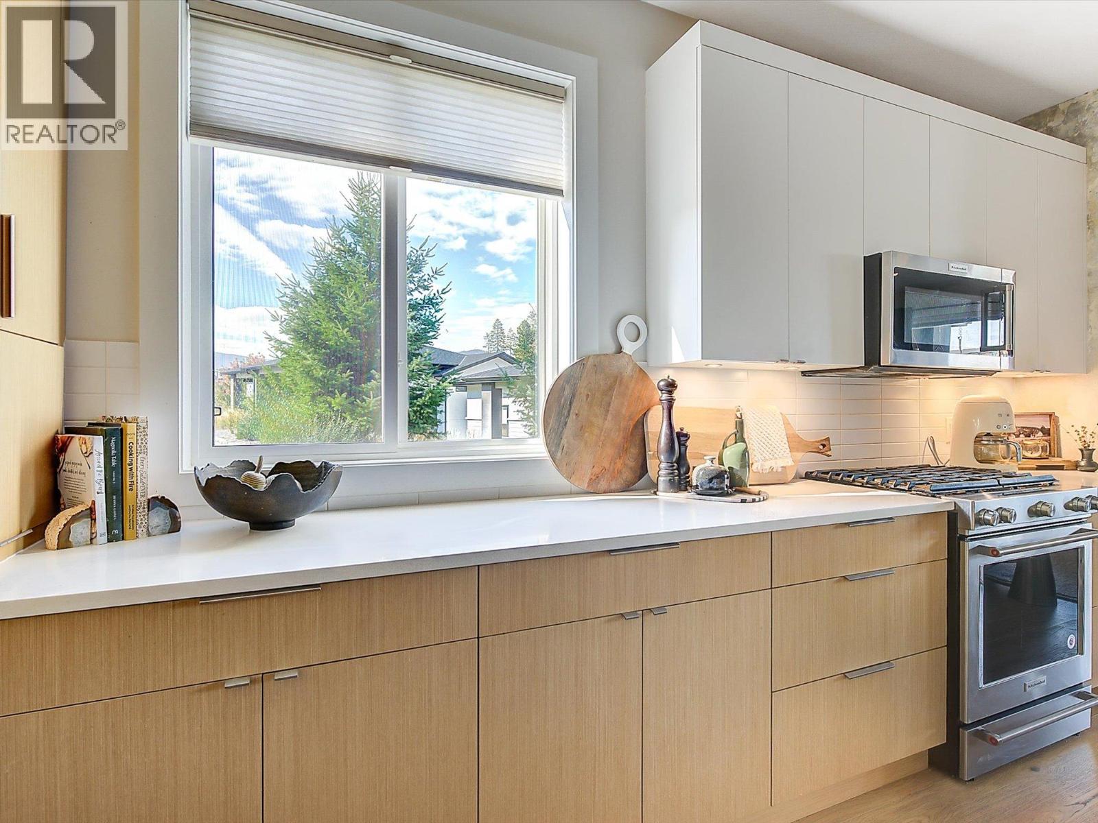 5 1349 Rocky Point Drive, Kelowna
