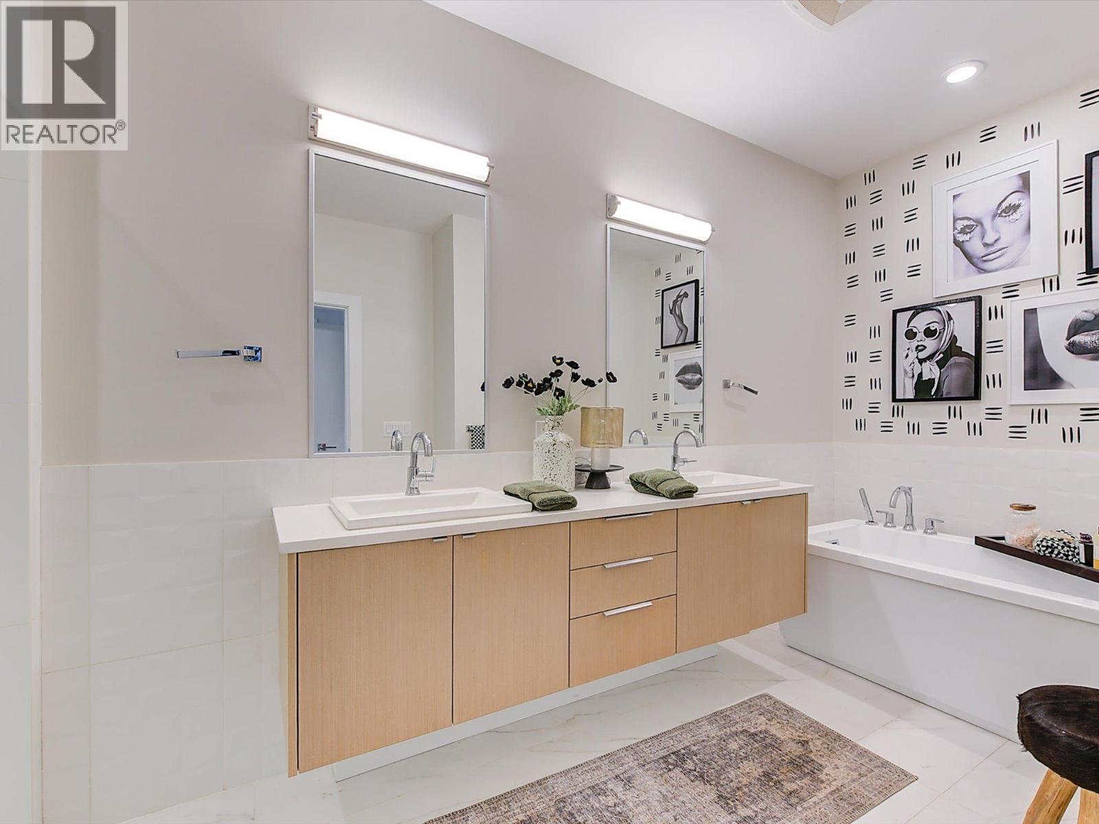 5 1349 Rocky Point Drive, Kelowna