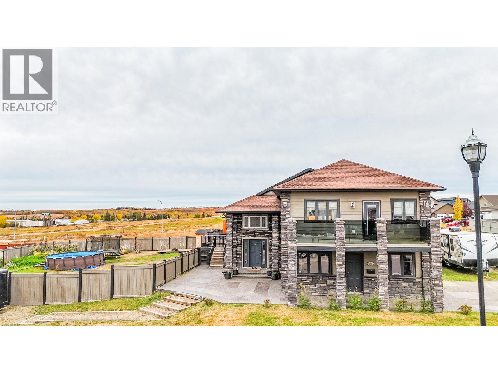 1916/1920 87 Avenue, Dawson Creek