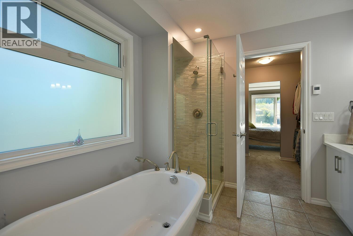 12828 GILDEN ROAD, Madeira Park