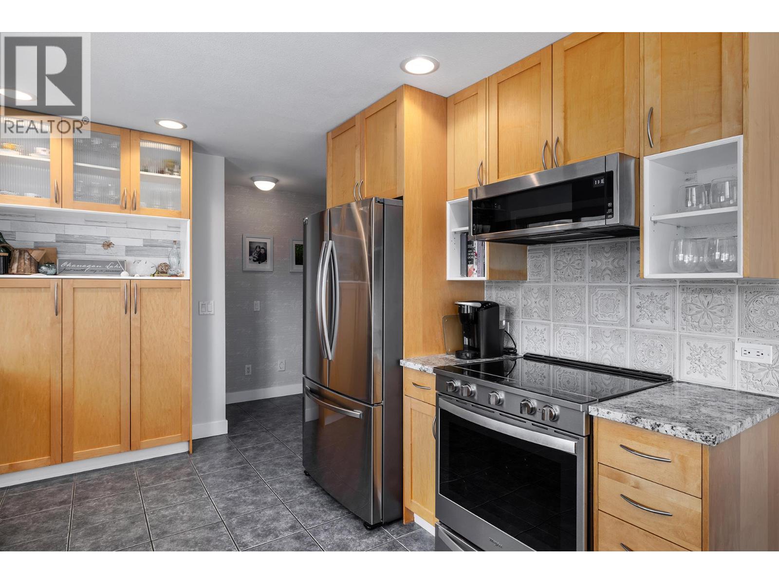  10837 Okanagan Centre Road West, Lake Country