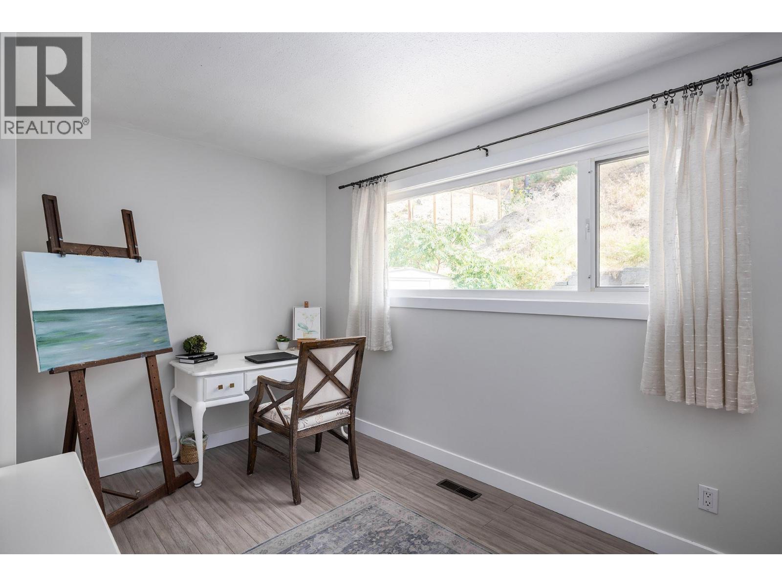  10837 Okanagan Centre Road West, Lake Country
