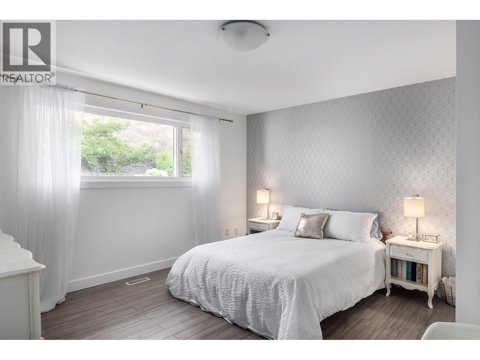  10837 Okanagan Centre Road West, Lake Country