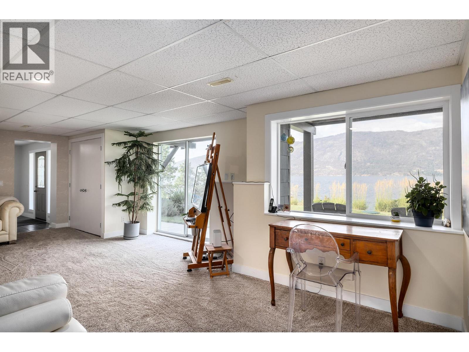  10837 Okanagan Centre Road West, Lake Country