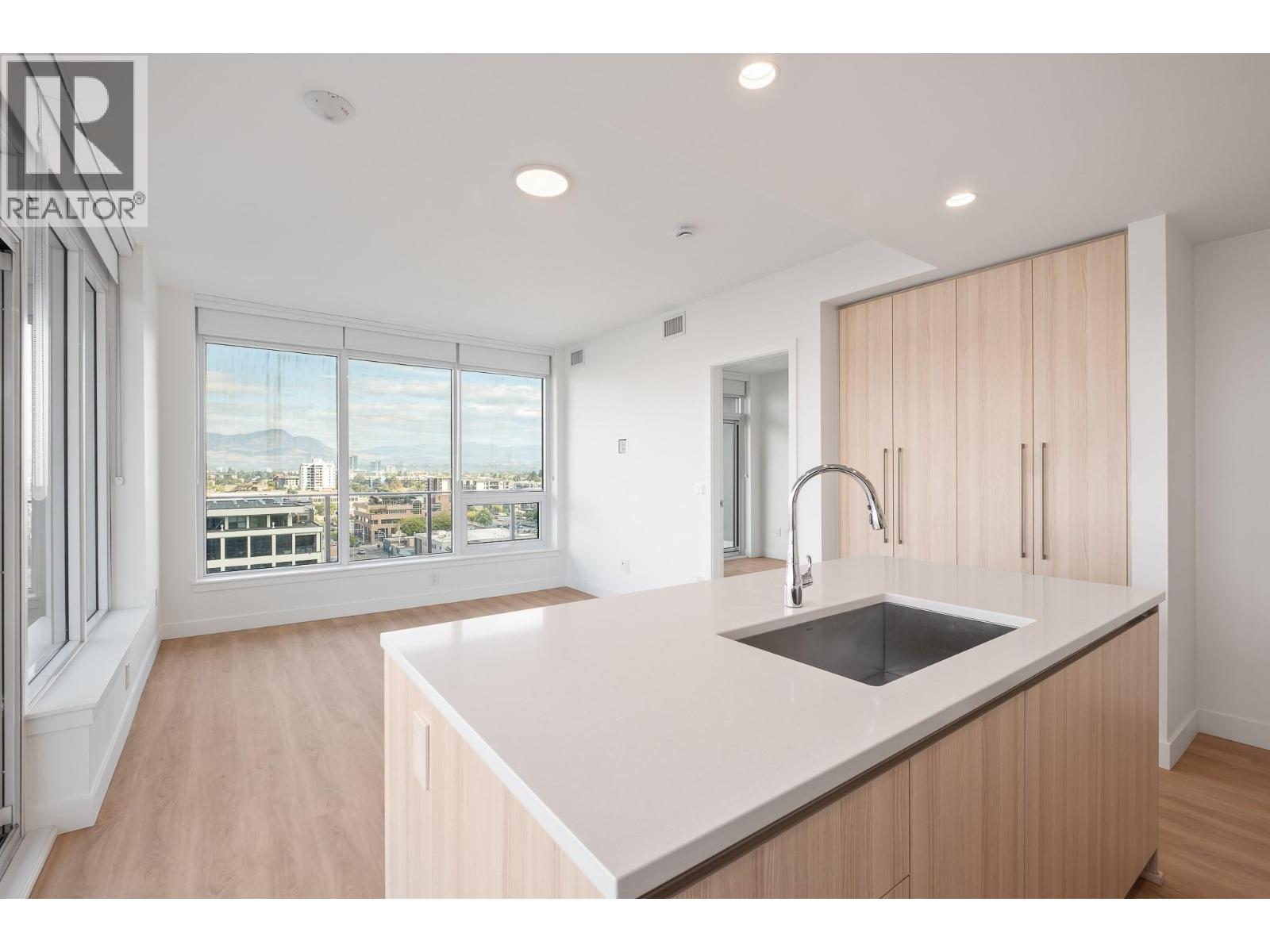 902 1626 Water St Street, Kelowna