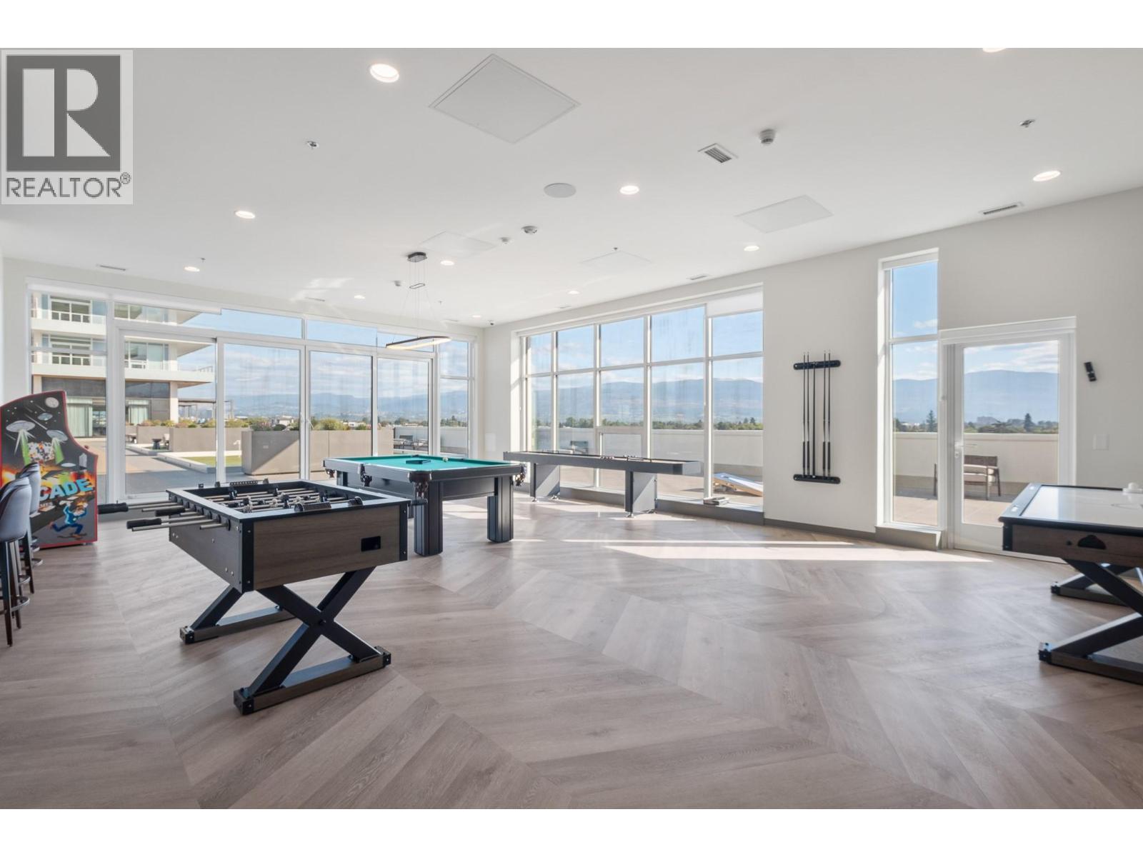 902 1626 Water St Street, Kelowna