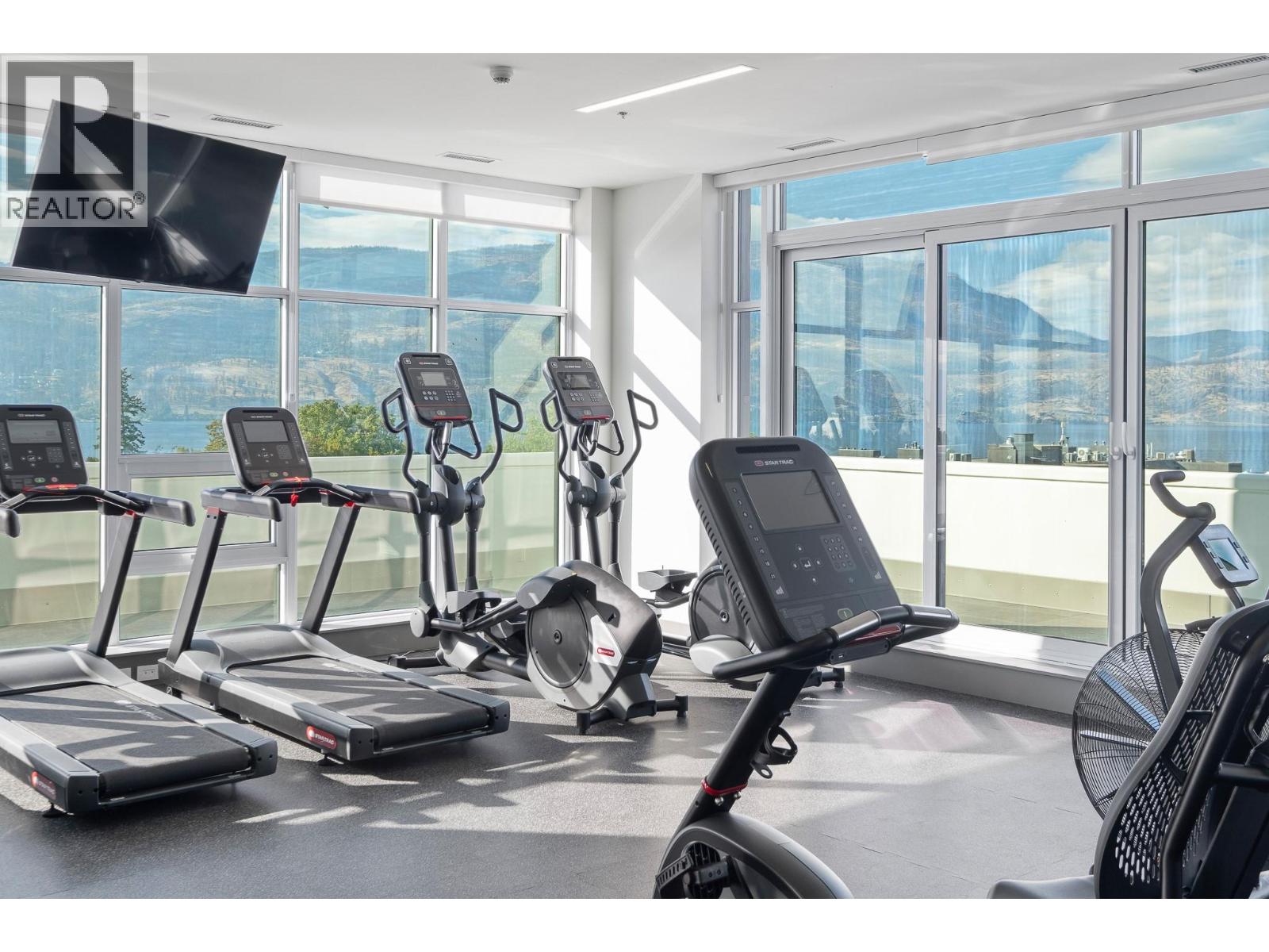 902 1626 Water St Street, Kelowna