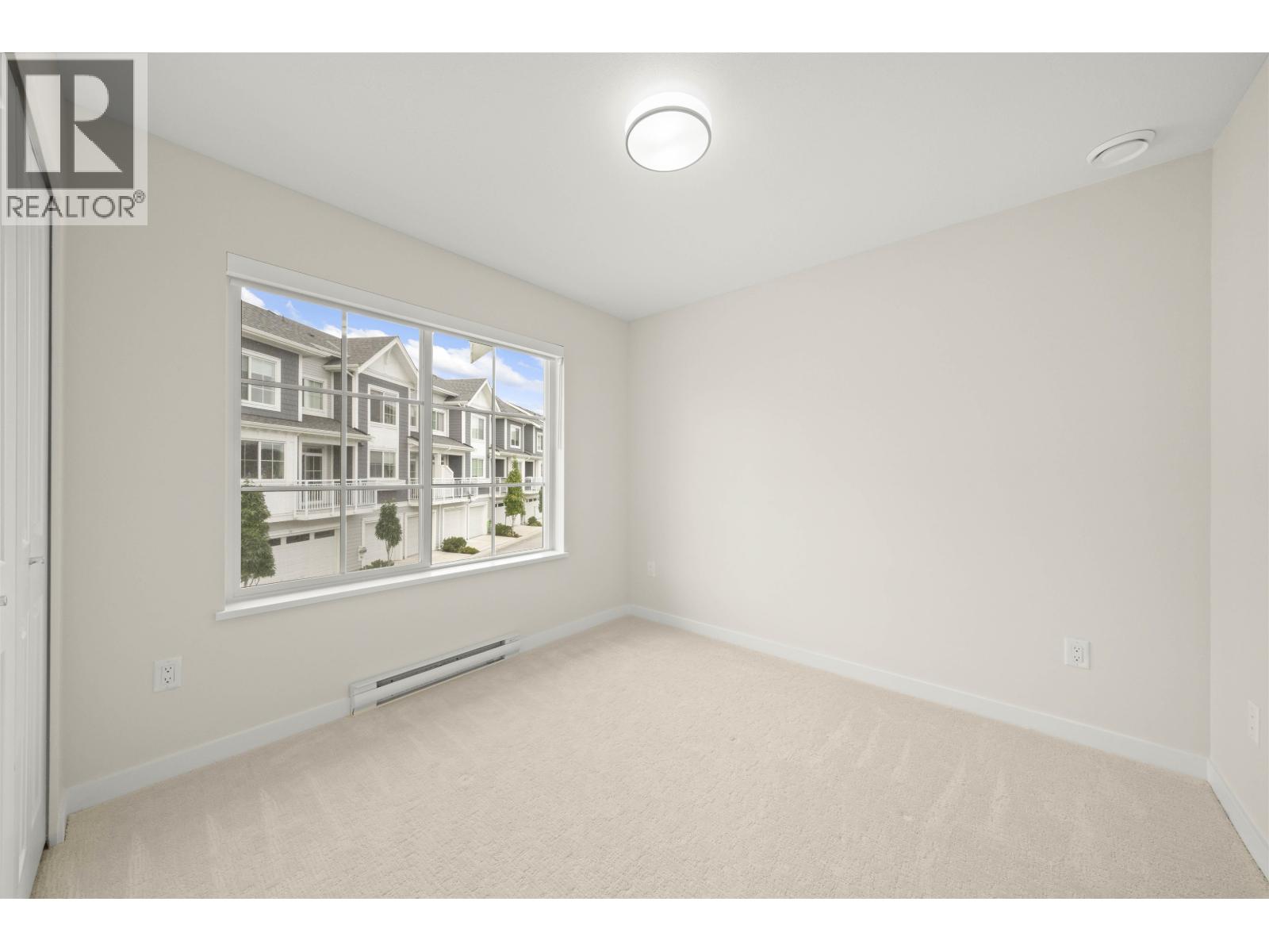 #122-5311 ADMIRAL Way, Delta