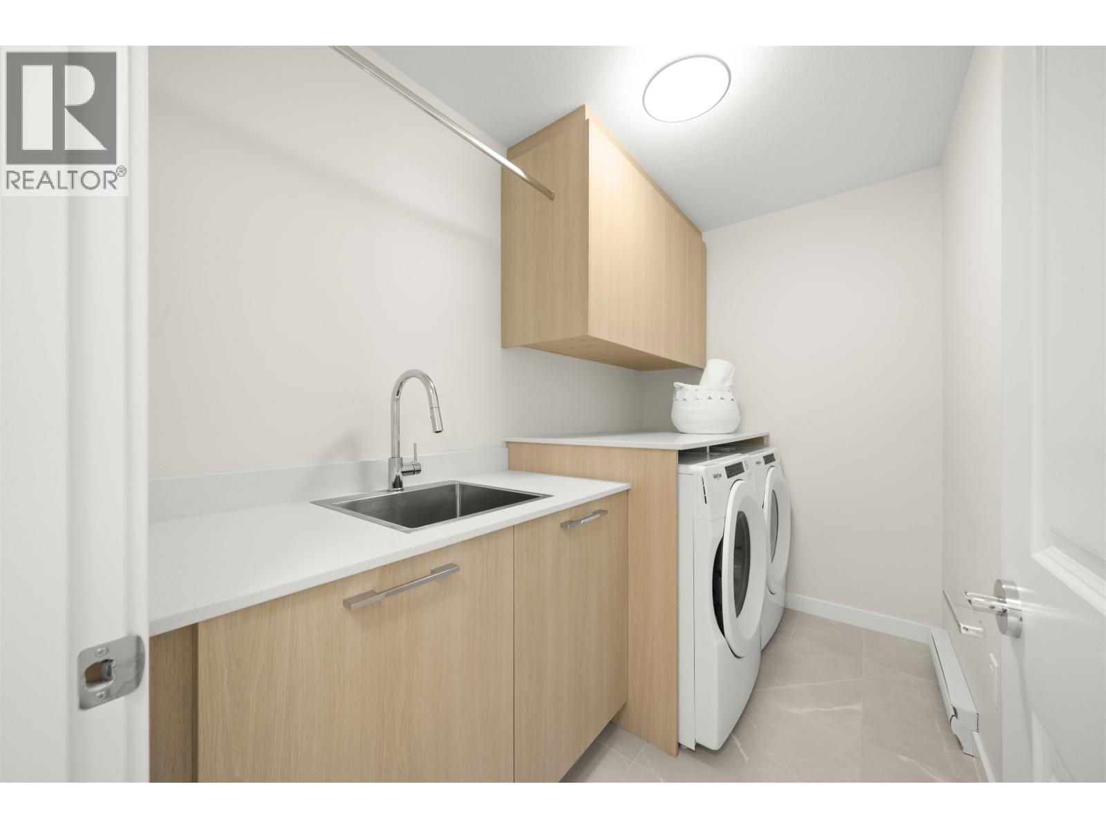 #122-5311 ADMIRAL Way, Delta