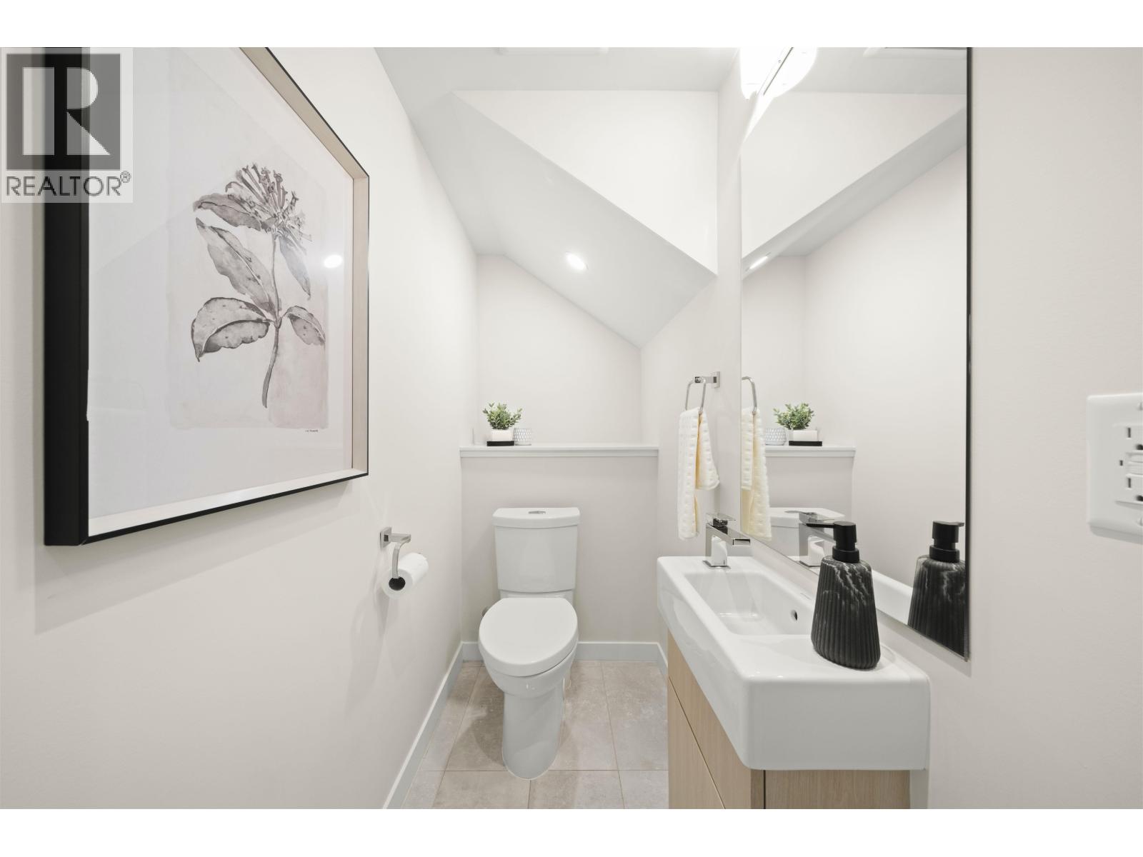 #122-5311 ADMIRAL Way, Delta