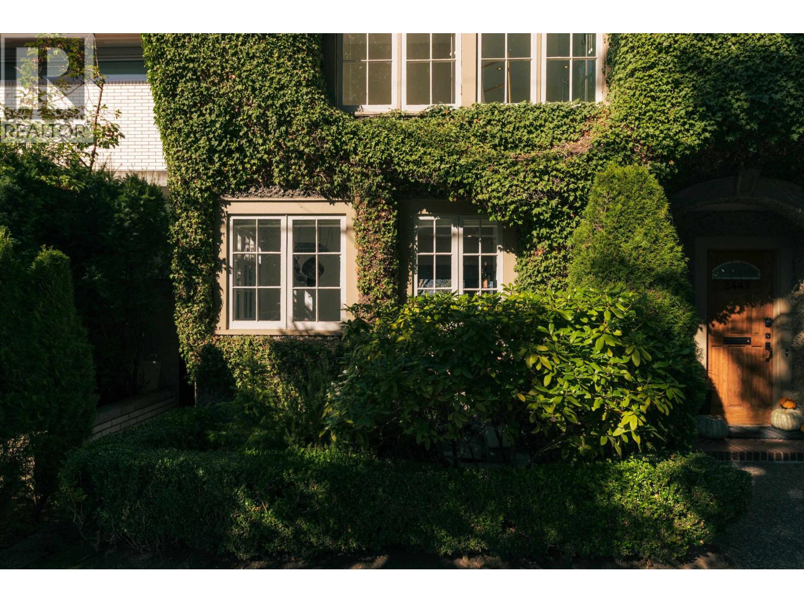 2449 POINT GREY ROAD, Vancouver