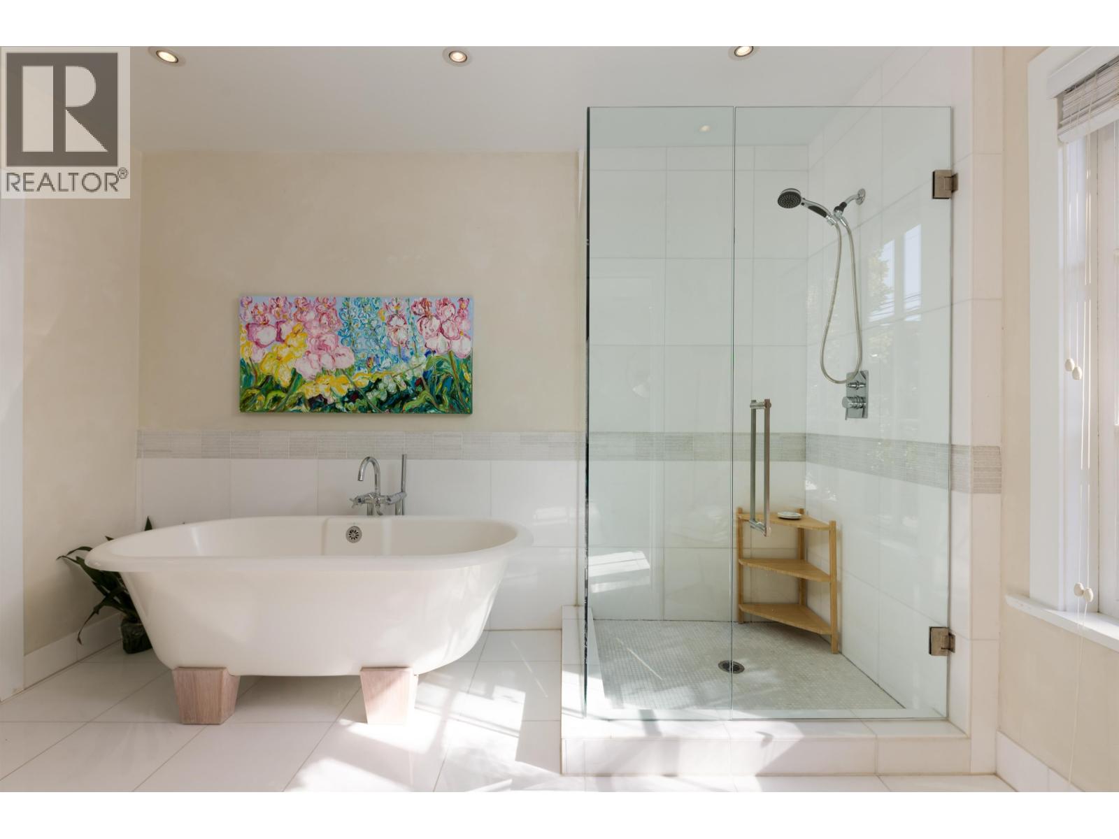 2449 POINT GREY ROAD, Vancouver