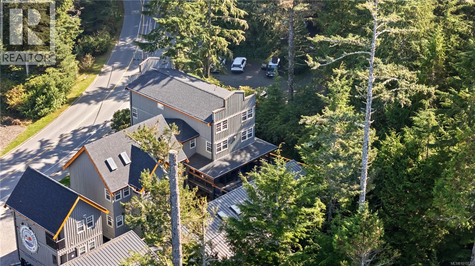 19 1002 Peninsula Rd, Ucluelet