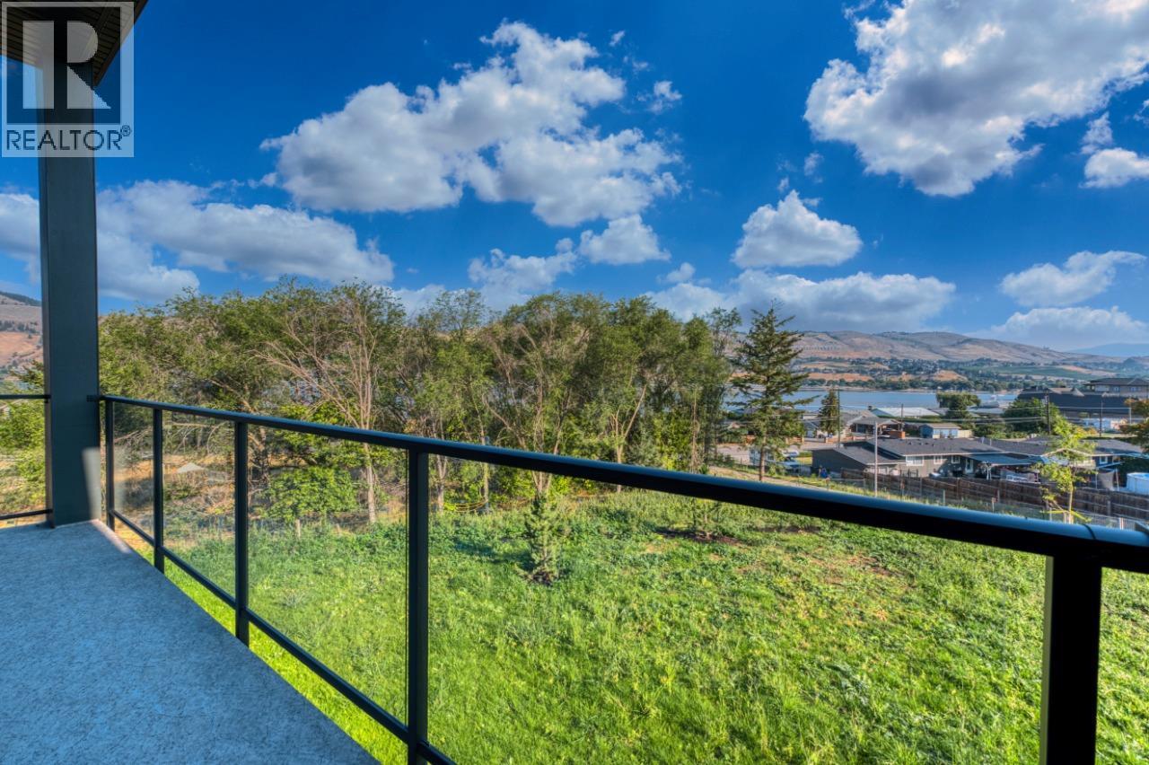 25 7599 Klinger Road, Vernon