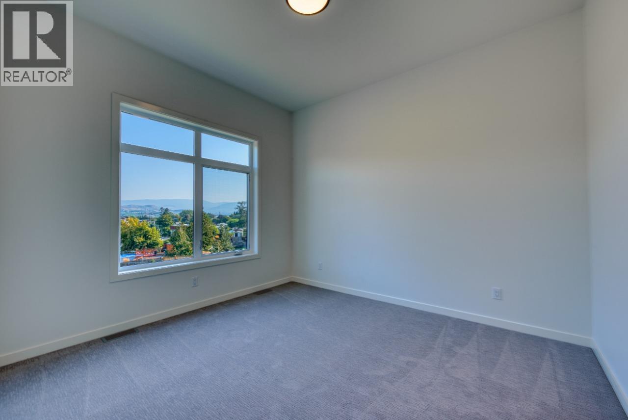 25 7599 Klinger Road, Vernon