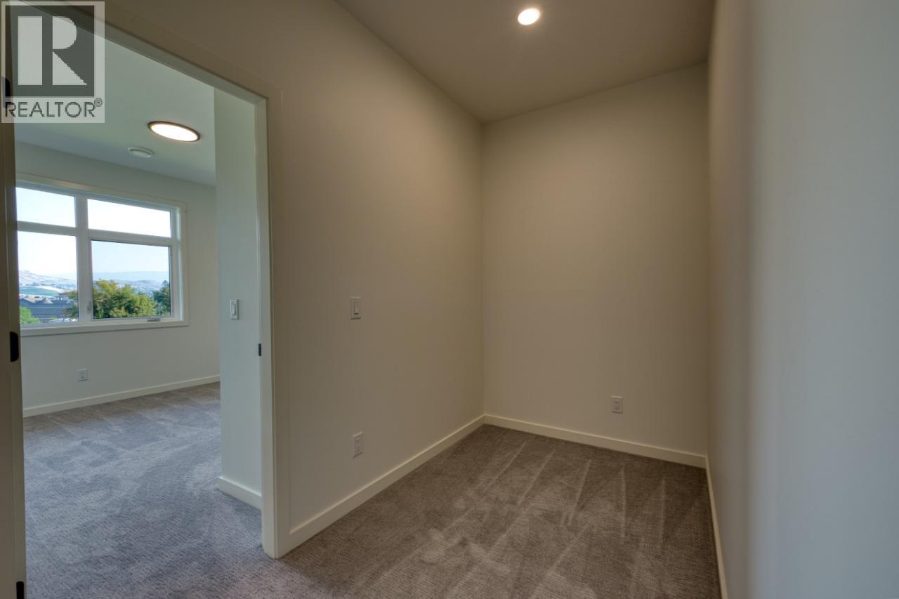 25 7599 Klinger Road, Vernon