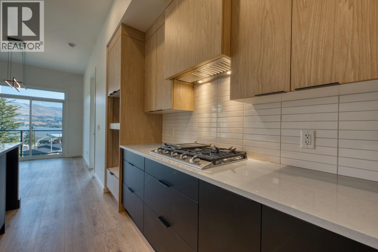 25 7599 Klinger Road, Vernon