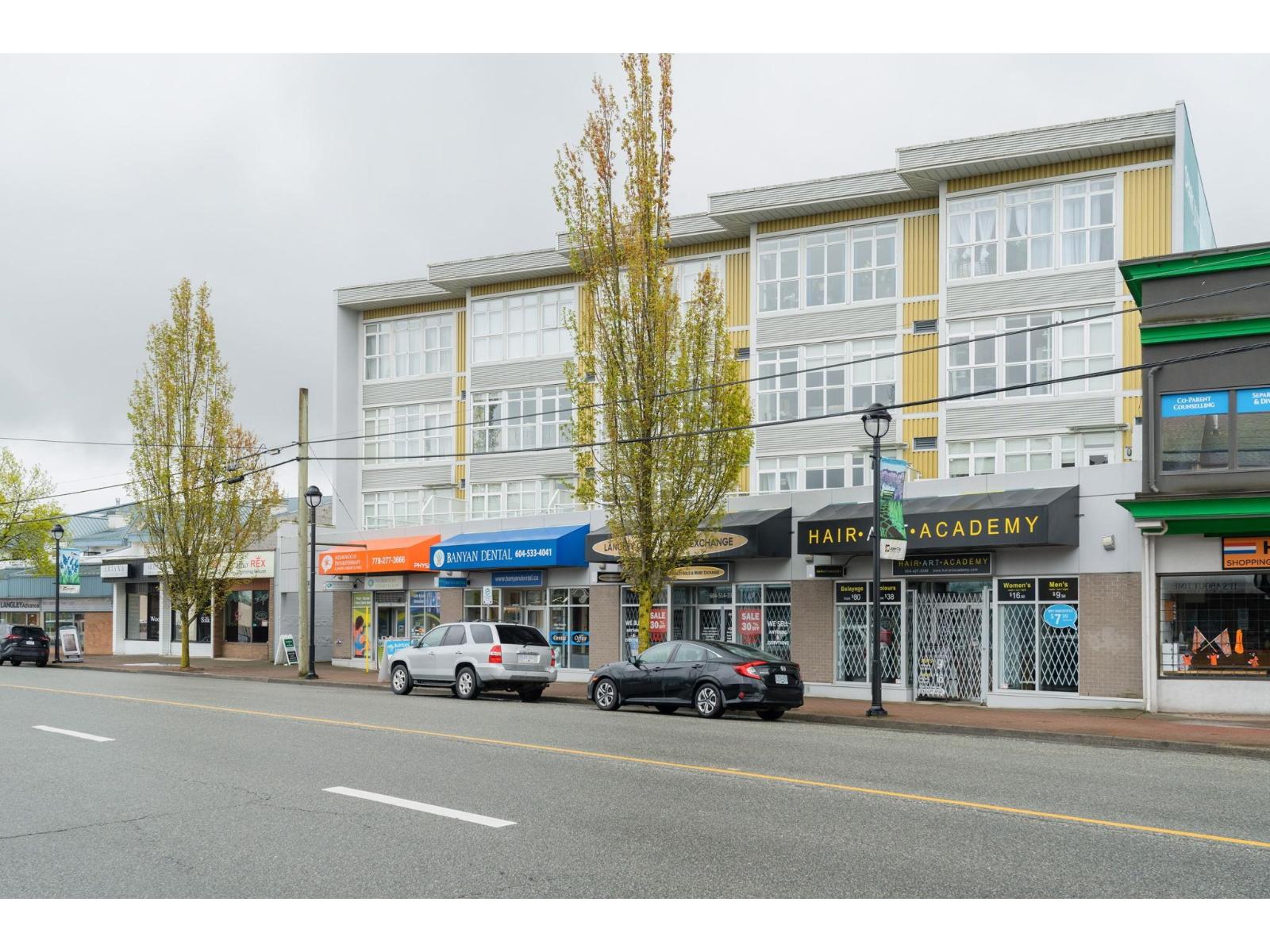 308 20238 FRASER HIGHWAY, Langley