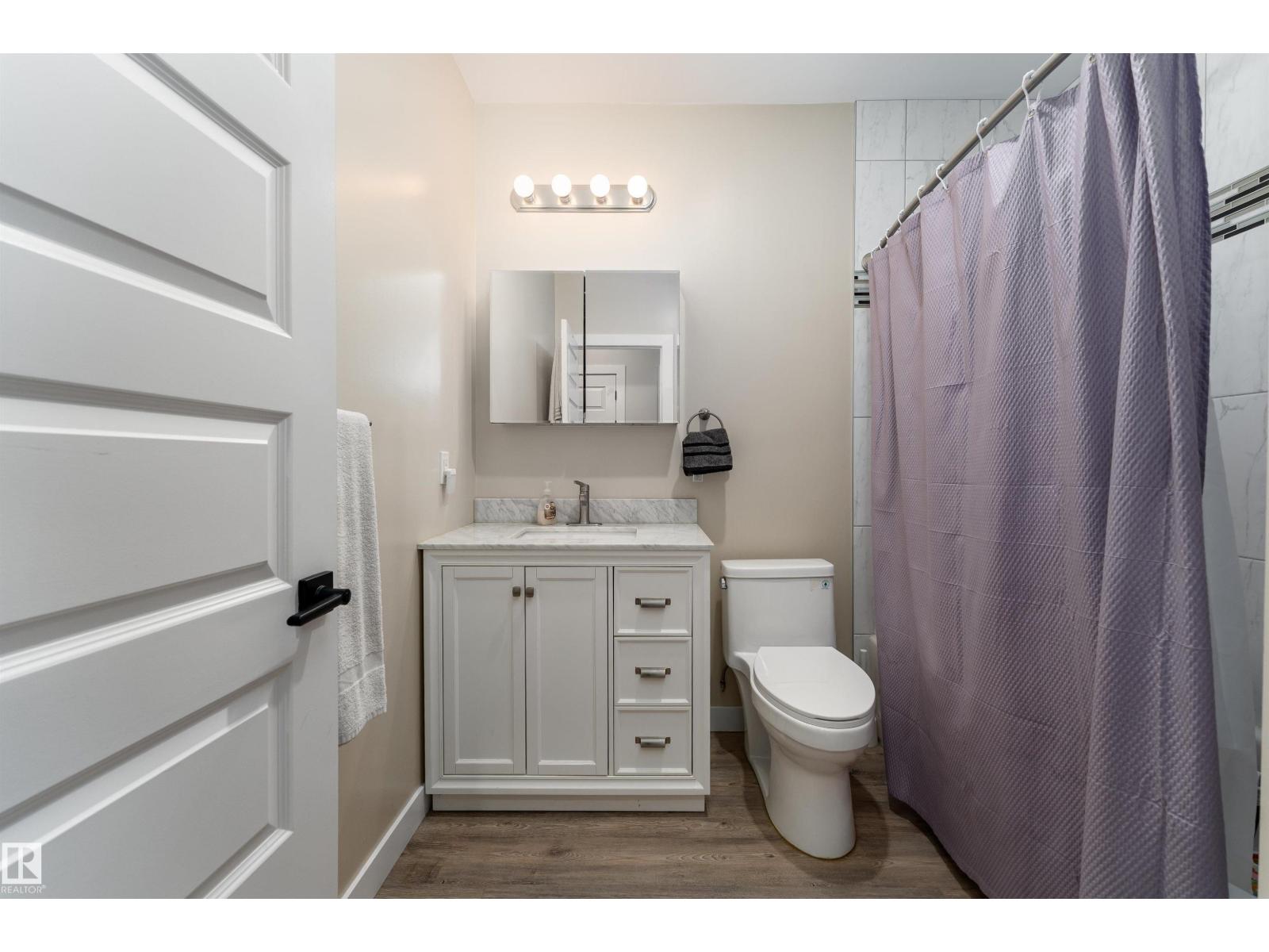 10706 67 AV NW, Edmonton